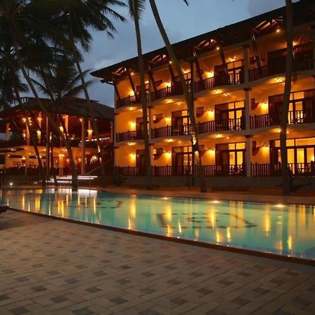 Whispering Palms Hotel Bentota Ngoại thất bức ảnh