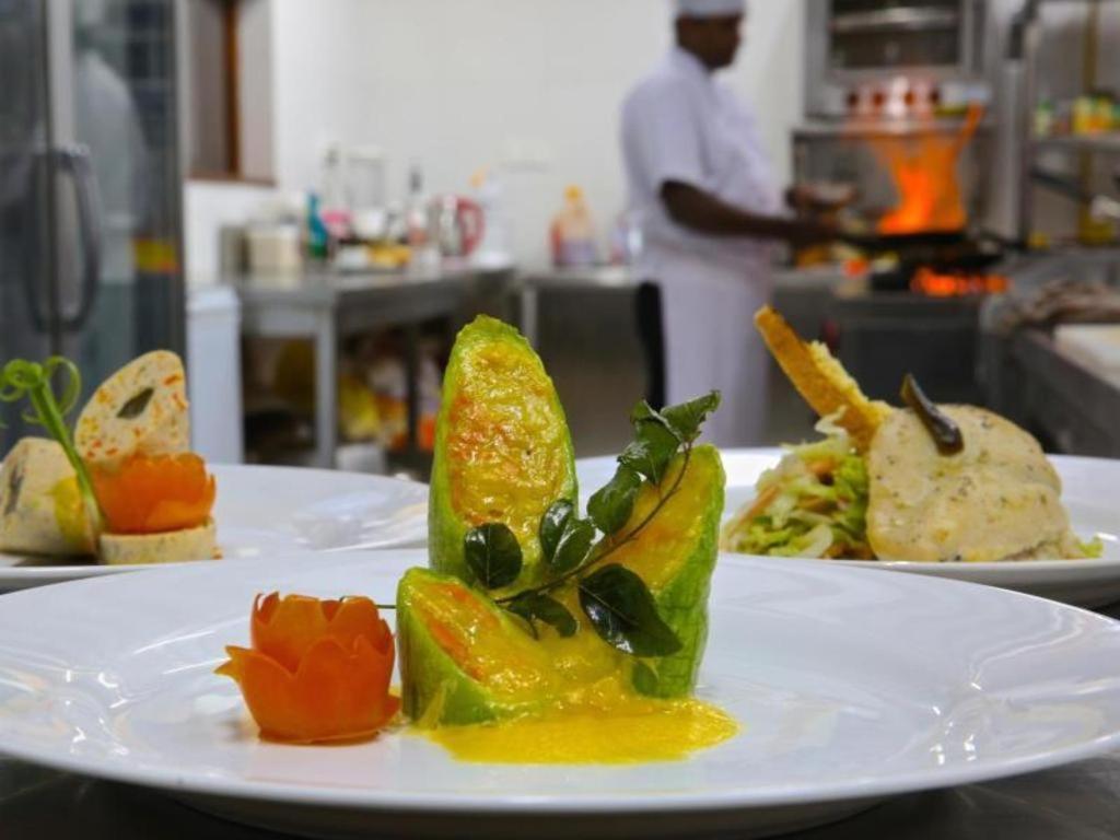 Whispering Palms Hotel Bentota Ngoại thất bức ảnh