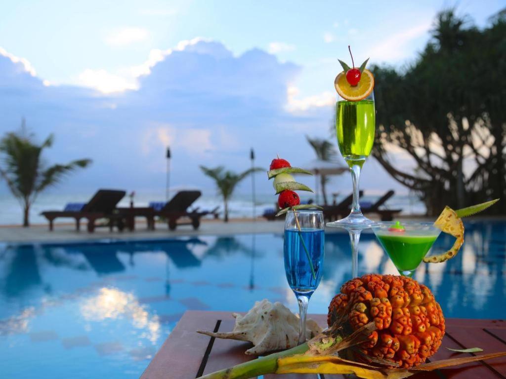 Whispering Palms Hotel Bentota Ngoại thất bức ảnh