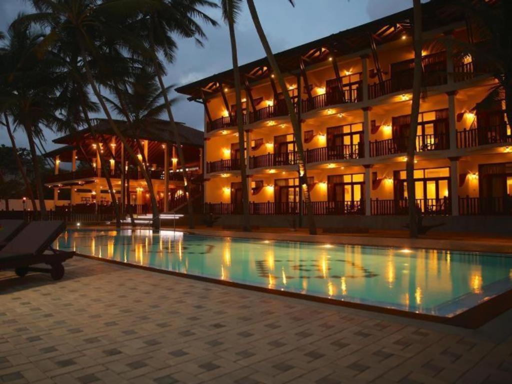 Whispering Palms Hotel Bentota Ngoại thất bức ảnh