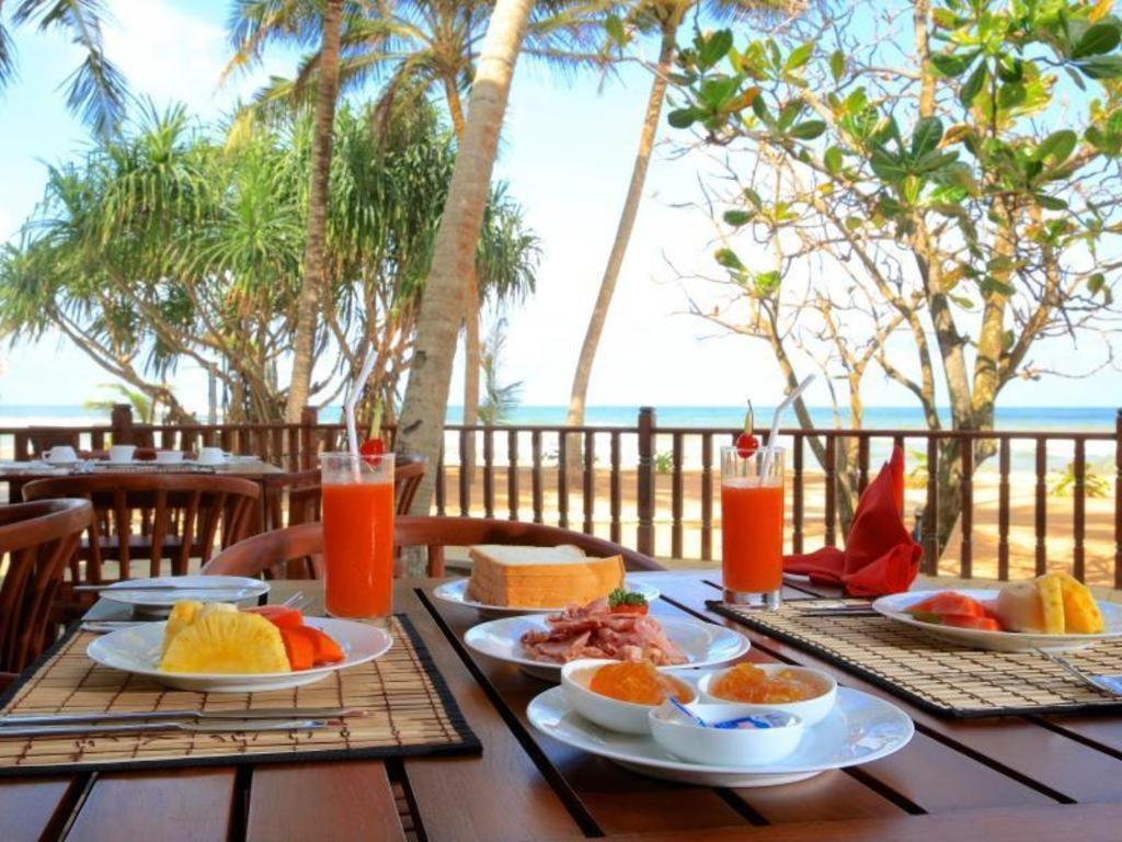 Whispering Palms Hotel Bentota Ngoại thất bức ảnh