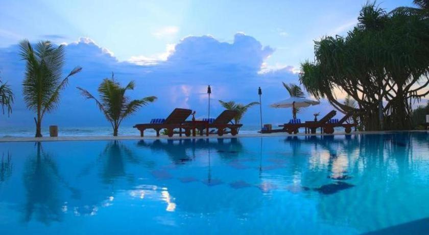Whispering Palms Hotel Bentota Ngoại thất bức ảnh