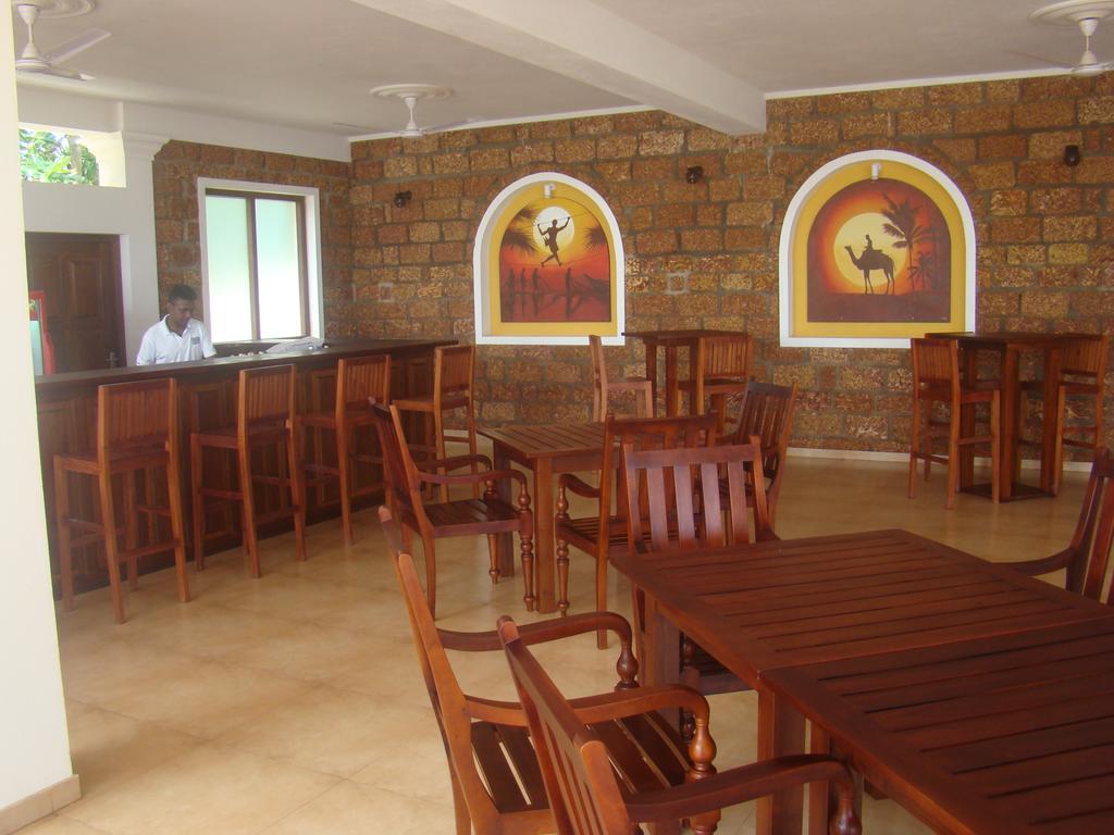 Whispering Palms Hotel Bentota Ngoại thất bức ảnh