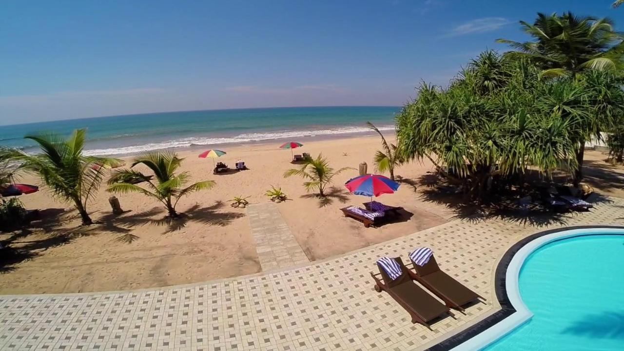 Whispering Palms Hotel Bentota Ngoại thất bức ảnh