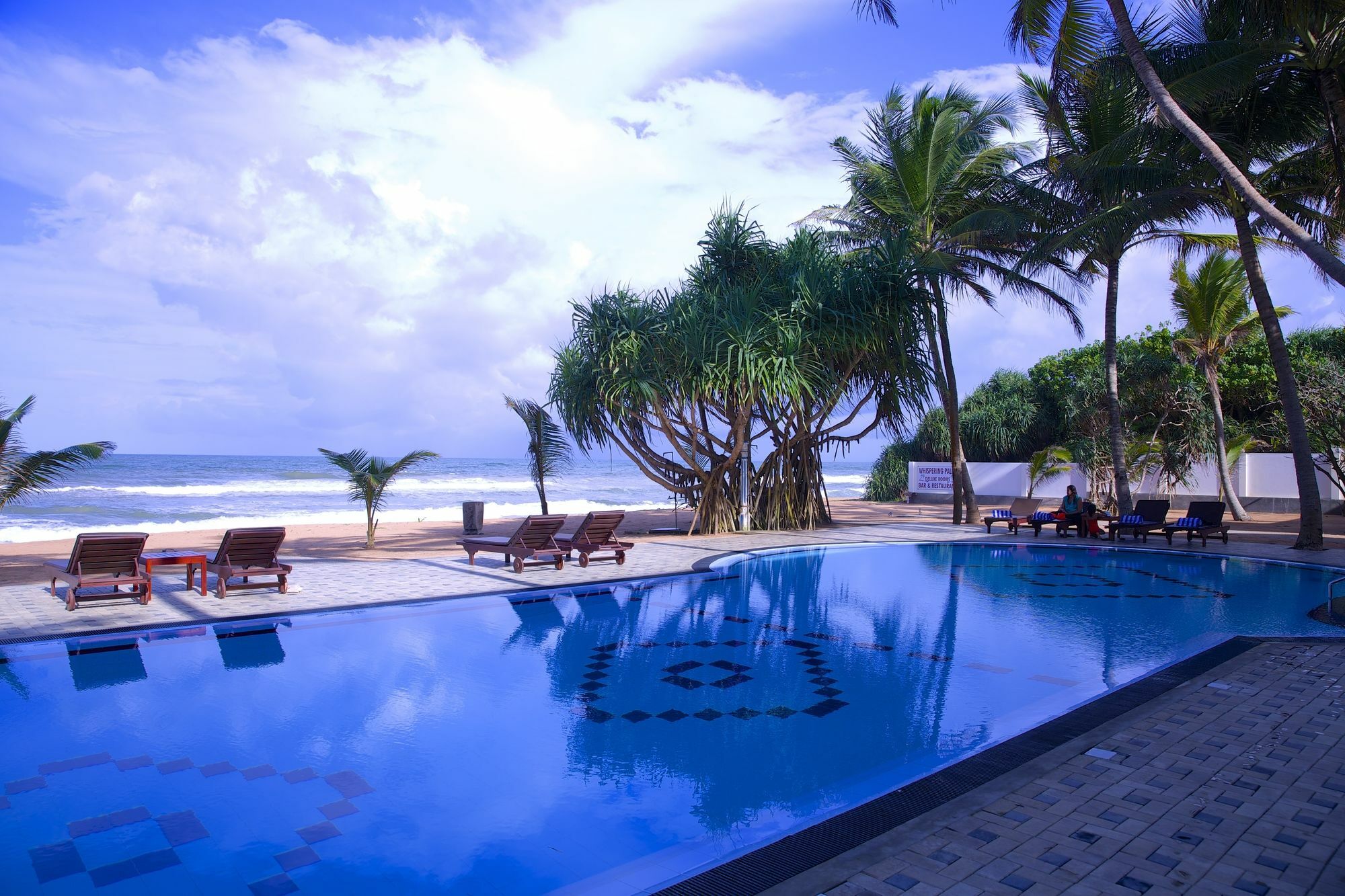 Whispering Palms Hotel Bentota Ngoại thất bức ảnh