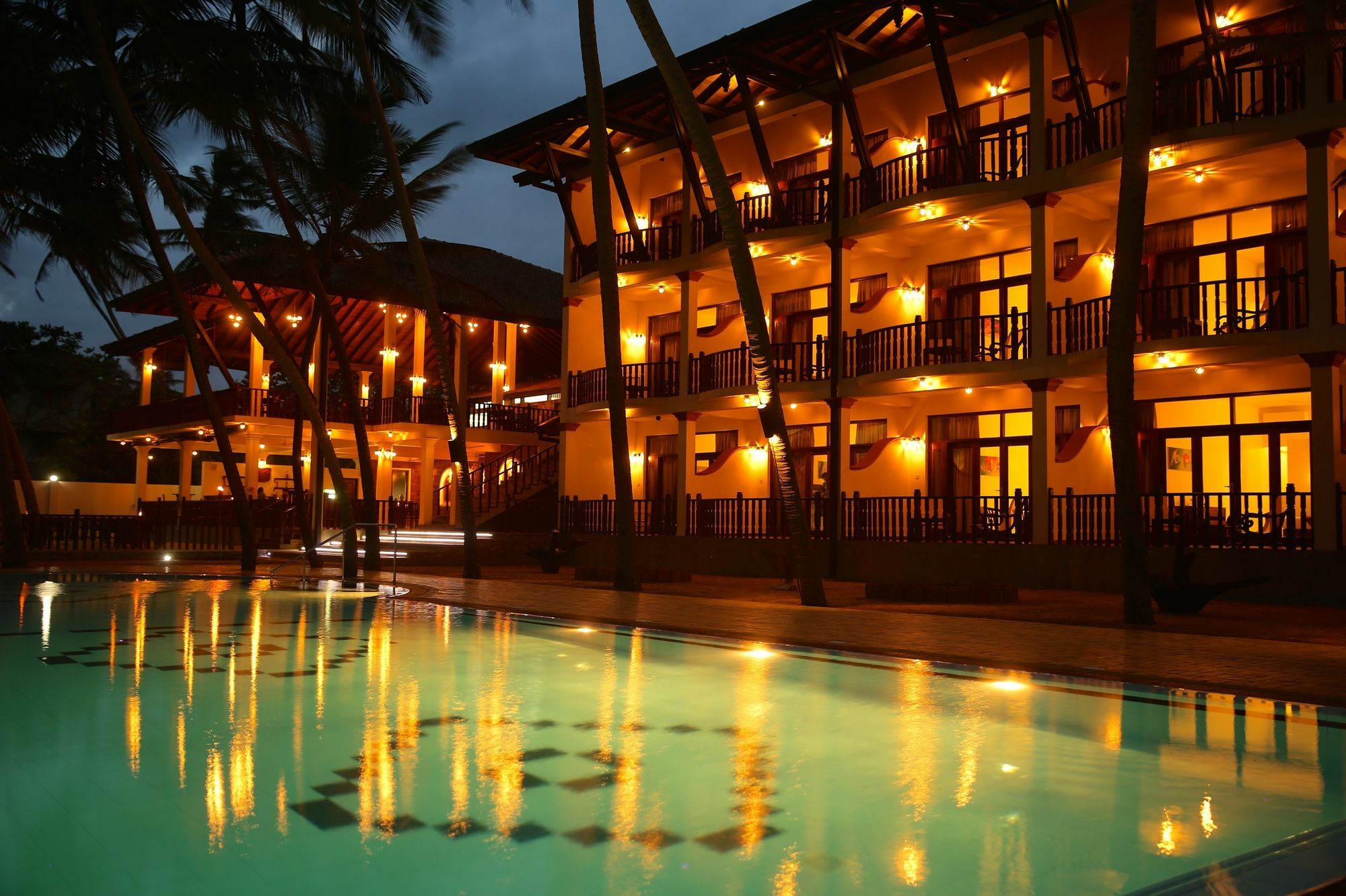 Whispering Palms Hotel Bentota Ngoại thất bức ảnh